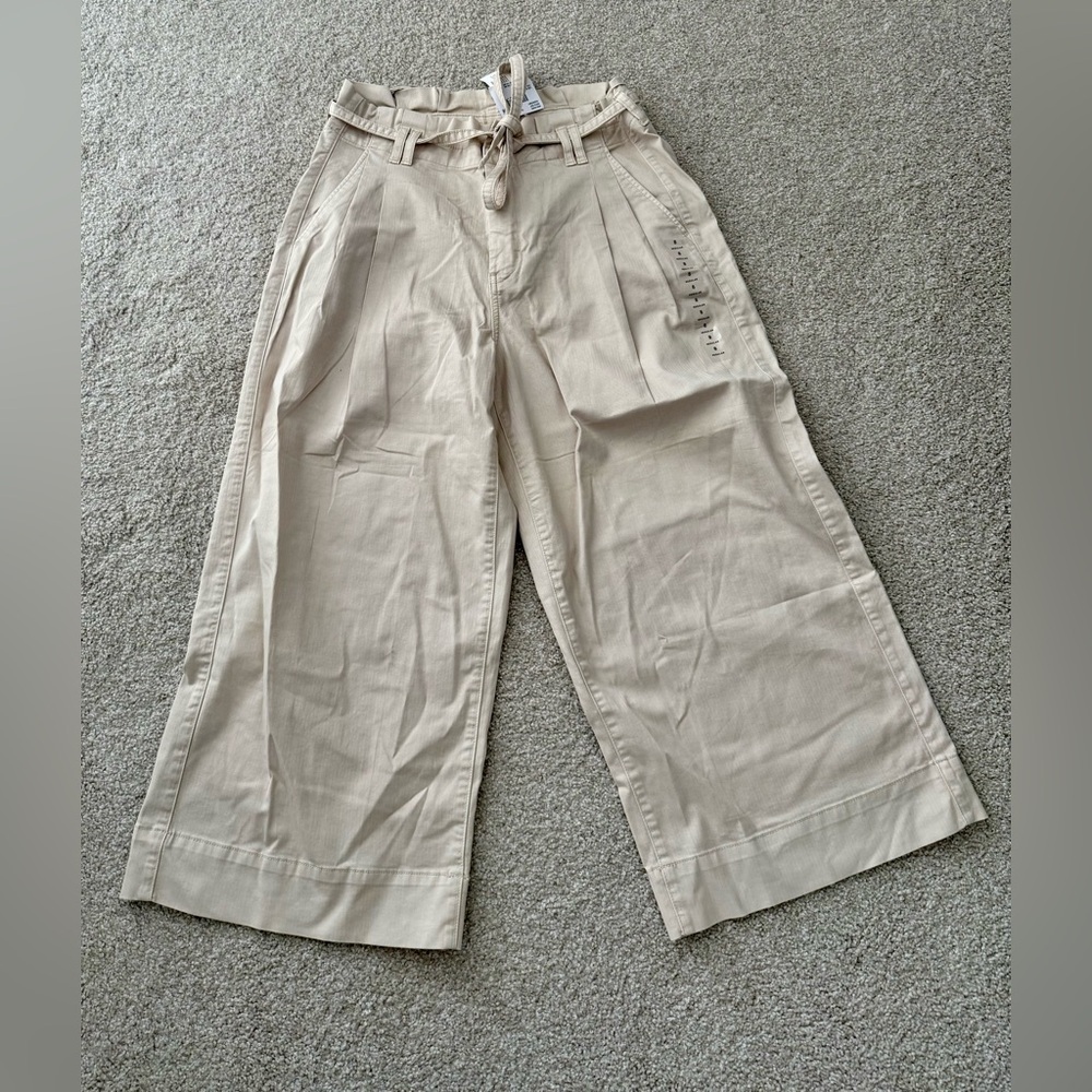 NWT AE paper bag Beige Wide Leg crop Pants Size 12